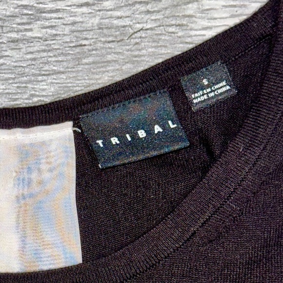 Tribal EUC Mixed Medium Exposed Back Zipper Sweater, Small - Picture 12 of 15